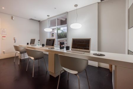 Apartamento à venda com 71m², 2 quartos e 1 vagaCoworking