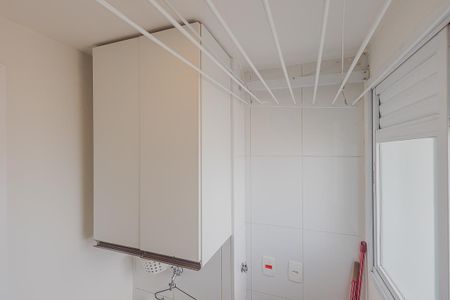 Apartamento à venda com 71m², 2 quartos e 1 vagaÁrea de Serviço