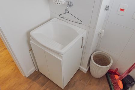 Apartamento à venda com 71m², 2 quartos e 1 vagaÁrea de Serviço