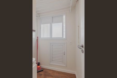 Apartamento à venda com 71m², 2 quartos e 1 vagaÁrea de Serviço