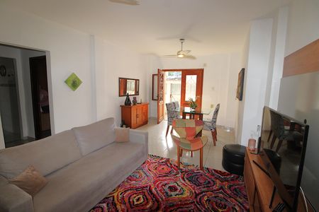 Apartamento à venda com 110m², 3 quartos e sem vagaSala