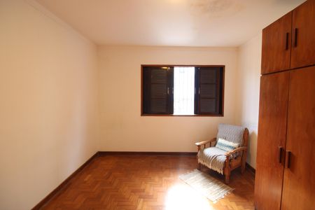Casa à venda com 186m², 4 quartos e 2 vagasQuarto 1