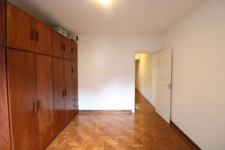 Casa à venda com 186m², 4 quartos e 2 vagasQuarto 1
