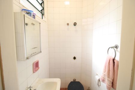 Casa à venda com 186m², 4 quartos e 2 vagasBanheiro Suíte 1