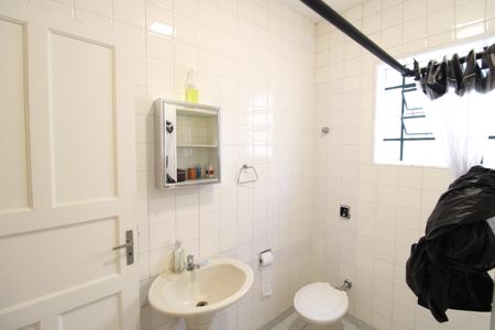 Casa à venda com 186m², 4 quartos e 2 vagasBanheiro Social