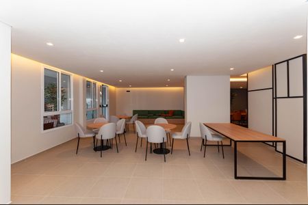 Apartamento à venda com 62m², 2 quartos e 1 vaga Apartamento à venda com 62m², 2 quartos e 1 vagaÁrea Comum - Salão de Festas