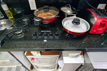 Apartamento à venda com 50m², 2 quartos e sem vaga Apartamento à venda com 50m², 2 quartos e sem vagaCozinha e Área de Serviço