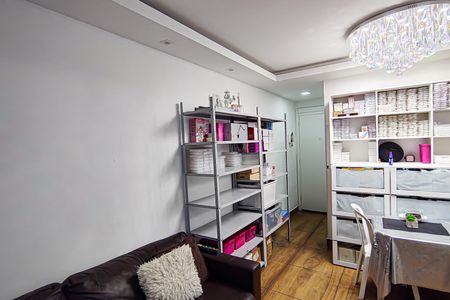 Apartamento à venda com 50m², 2 quartos e sem vaga Apartamento à venda com 50m², 2 quartos e sem vagaSala