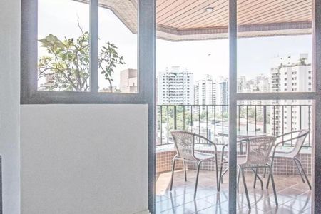 Apartamento à venda com 150m², 4 quartos e 3 vagas Apartamento à venda com 150m², 4 quartos e 3 vagasFoto 06