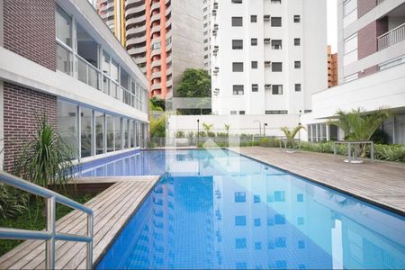 Apartamento à venda com 75m², 2 quartos e 2 vagas Apartamento à venda com 75m², 2 quartos e 2 vagasÁrea comum - Piscina
