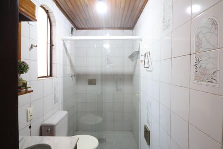 Casa à venda com 107m², 3 quartos e 3 vagasBanheiro da Suíte 1