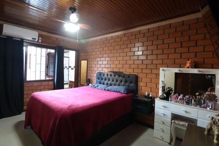 Casa à venda com 107m², 3 quartos e 3 vagasSuite 2