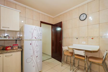 Casa à venda com 143m², 4 quartos e 2 vagas Casa à venda com 143m², 4 quartos e 2 vagasCozinha