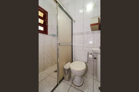 Casa à venda com 143m², 4 quartos e 2 vagas Casa à venda com 143m², 4 quartos e 2 vagasBanheiro da Suíte 1