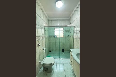 Casa à venda com 127m², 2 quartos e 2 vagas Casa à venda com 127m², 2 quartos e 2 vagasBanheiro