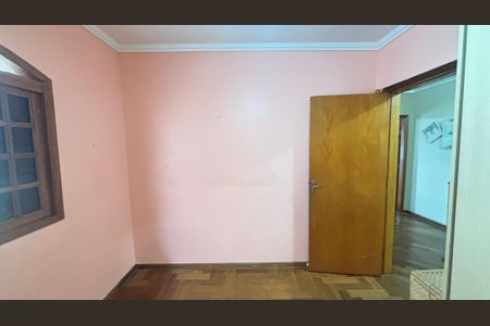 Casa à venda com 127m², 2 quartos e 2 vagas Casa à venda com 127m², 2 quartos e 2 vagasQuarto 2