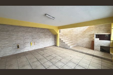 Casa à venda com 127m², 2 quartos e 2 vagas Casa à venda com 127m², 2 quartos e 2 vagasGaragem