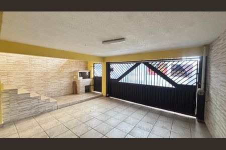 Casa à venda com 127m², 2 quartos e 2 vagas Casa à venda com 127m², 2 quartos e 2 vagasGaragem