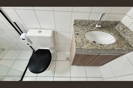 Apartamento à venda com 50m², 2 quartos e 1 vaga Apartamento à venda com 50m², 2 quartos e 1 vagaBanheiro da Suíte