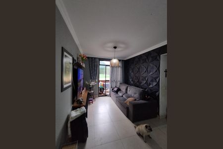 Apartamento à venda com 73m², 3 quartos e 1 vaga Apartamento à venda com 73m², 3 quartos e 1 vagaSala