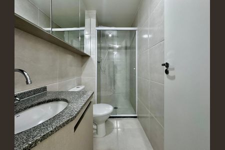 Apartamento à venda com 34m², 2 quartos e sem vaga Apartamento à venda com 34m², 2 quartos e sem vagaBanheiro