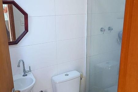 Casa à venda com 84m², 1 quarto e 3 vagas