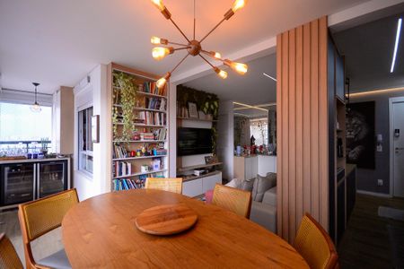 Apartamento à venda com 74m², 3 quartos e 1 vaga Apartamento à venda com 74m², 3 quartos e 1 vaga Varanda