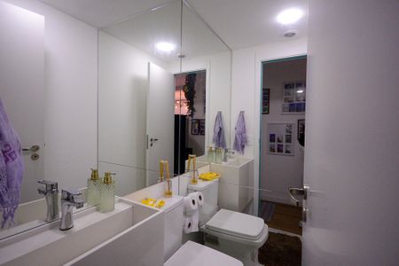 Apartamento à venda com 74m², 3 quartos e 1 vaga Apartamento à venda com 74m², 3 quartos e 1 vagaLavabo