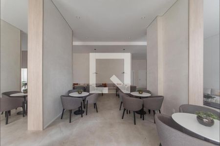 Apartamento à venda com 74m², 3 quartos e 1 vaga Apartamento à venda com 74m², 3 quartos e 1 vagaÁrea comum - Salão de festas