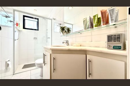 Apartamento à venda com 146m², 4 quartos e 2 vagas