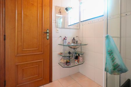 Casa à venda com 115m², 3 quartos e 1 vaga Casa à venda com 115m², 3 quartos e 1 vagaBanheiro da Suíte 2