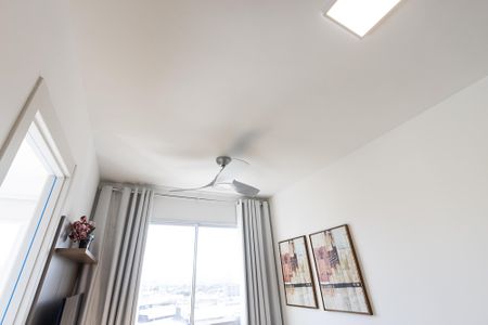 Apartamento à venda com 38m², 2 quartos e sem vaga Apartamento à venda com 38m², 2 quartos e sem vagaSala