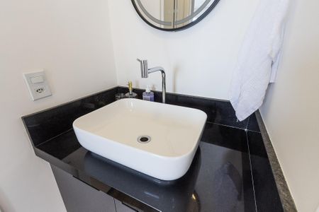 Apartamento à venda com 38m², 2 quartos e sem vaga Apartamento à venda com 38m², 2 quartos e sem vagaBanheiro