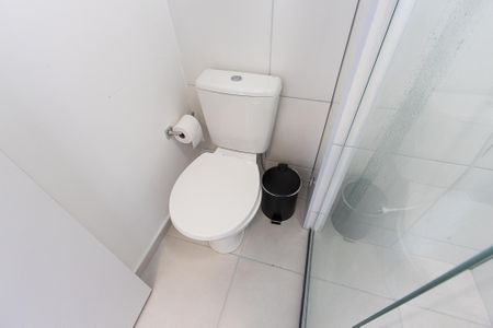 Apartamento à venda com 38m², 2 quartos e sem vaga Apartamento à venda com 38m², 2 quartos e sem vagaBanheiro