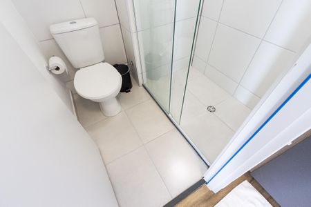 Apartamento à venda com 38m², 2 quartos e sem vaga Apartamento à venda com 38m², 2 quartos e sem vagaBanheiro