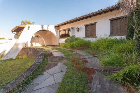 Casa à venda com 585m², 3 quartos e 4 vagasFachada