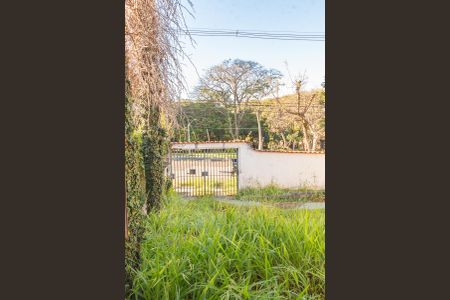 Casa à venda com 585m², 3 quartos e 4 vagasVista do quarto 2