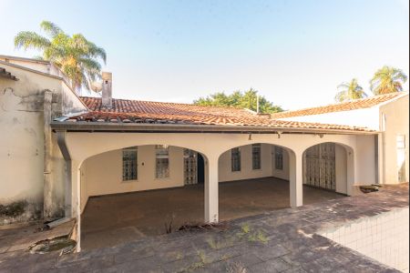 Casa à venda com 585m², 3 quartos e 4 vagasÁrea comum - Piscina