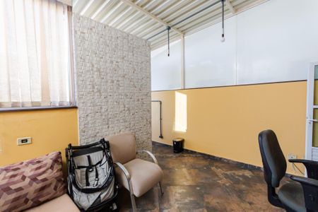 Apartamento à venda com 98m², 2 quartos e 1 vaga Apartamento à venda com 98m², 2 quartos e 1 vagaEscritório