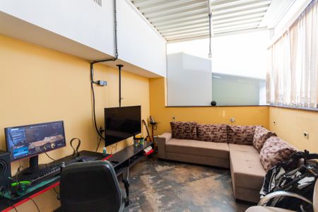 Apartamento à venda com 98m², 2 quartos e 1 vaga Apartamento à venda com 98m², 2 quartos e 1 vagaEscritório