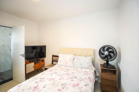 Casa à venda com 70m², 2 quartos e sem vagaSuíte