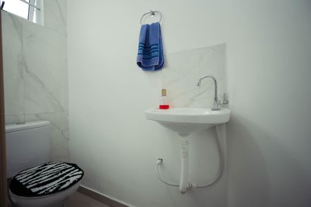 Casa à venda com 70m², 2 quartos e sem vagaBanheiro Social