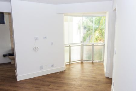 Apartamento à venda com 76m², 3 quartos e 1 vagaSala