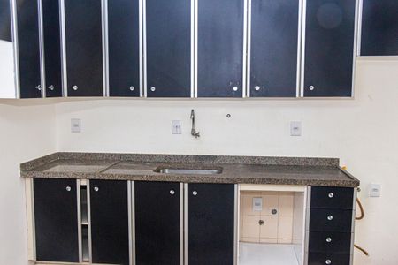 Apartamento à venda com 76m², 3 quartos e 1 vagaCozinha e Área de Serviço