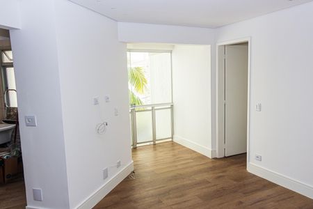 Apartamento à venda com 76m², 3 quartos e 1 vagaSala