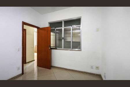 Casa à venda com 400m², 6 quartos e 2 vagas Casa à venda com 400m², 6 quartos e 2 vagasQuarto 1