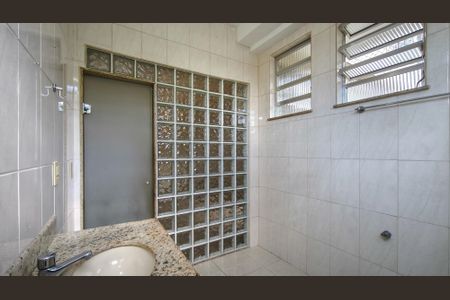 Casa à venda com 400m², 6 quartos e 2 vagas Casa à venda com 400m², 6 quartos e 2 vagasBanheiro da Suíte 2