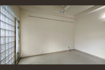 Casa à venda com 400m², 6 quartos e 2 vagas Casa à venda com 400m², 6 quartos e 2 vagasSuíte 2