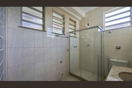 Casa à venda com 400m², 6 quartos e 2 vagas Casa à venda com 400m², 6 quartos e 2 vagasBanheiro da Suíte 2