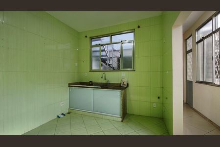 Casa à venda com 400m², 6 quartos e 2 vagas Casa à venda com 400m², 6 quartos e 2 vagasCozinha 2